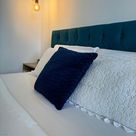 Tirana Elegant Apartment מראה חיצוני תמונה